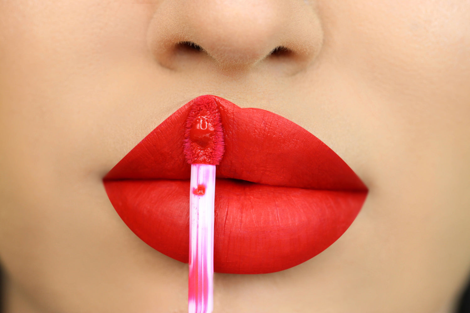 How to Wear Red Lipstick - Tips for Wearing Red Lipstick